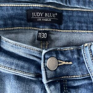Judy Blue Womens flare leg faded blue jeans size 11/30